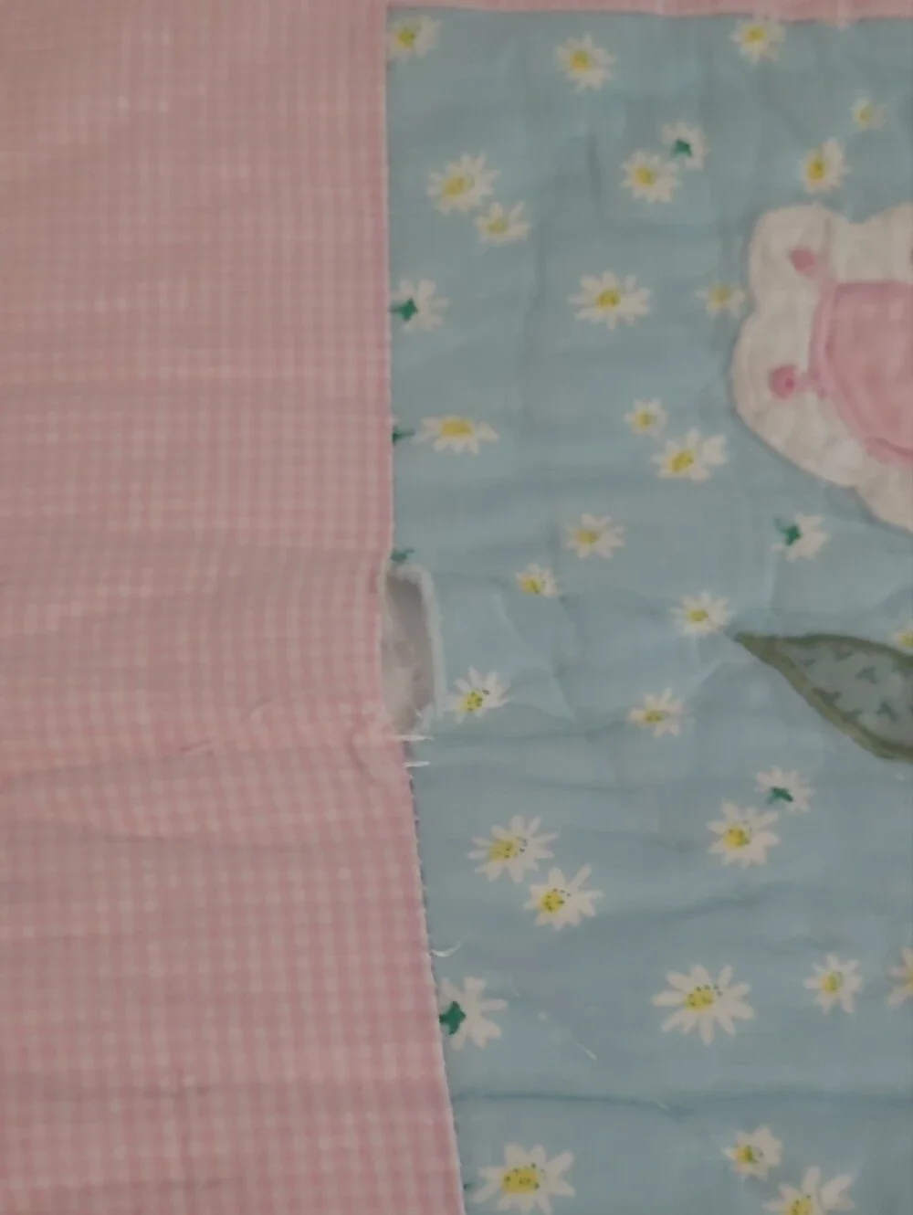 Cutter Quilt Pastel Pink Appliqué Floral Quilt - Soft Patchwork Bedding
